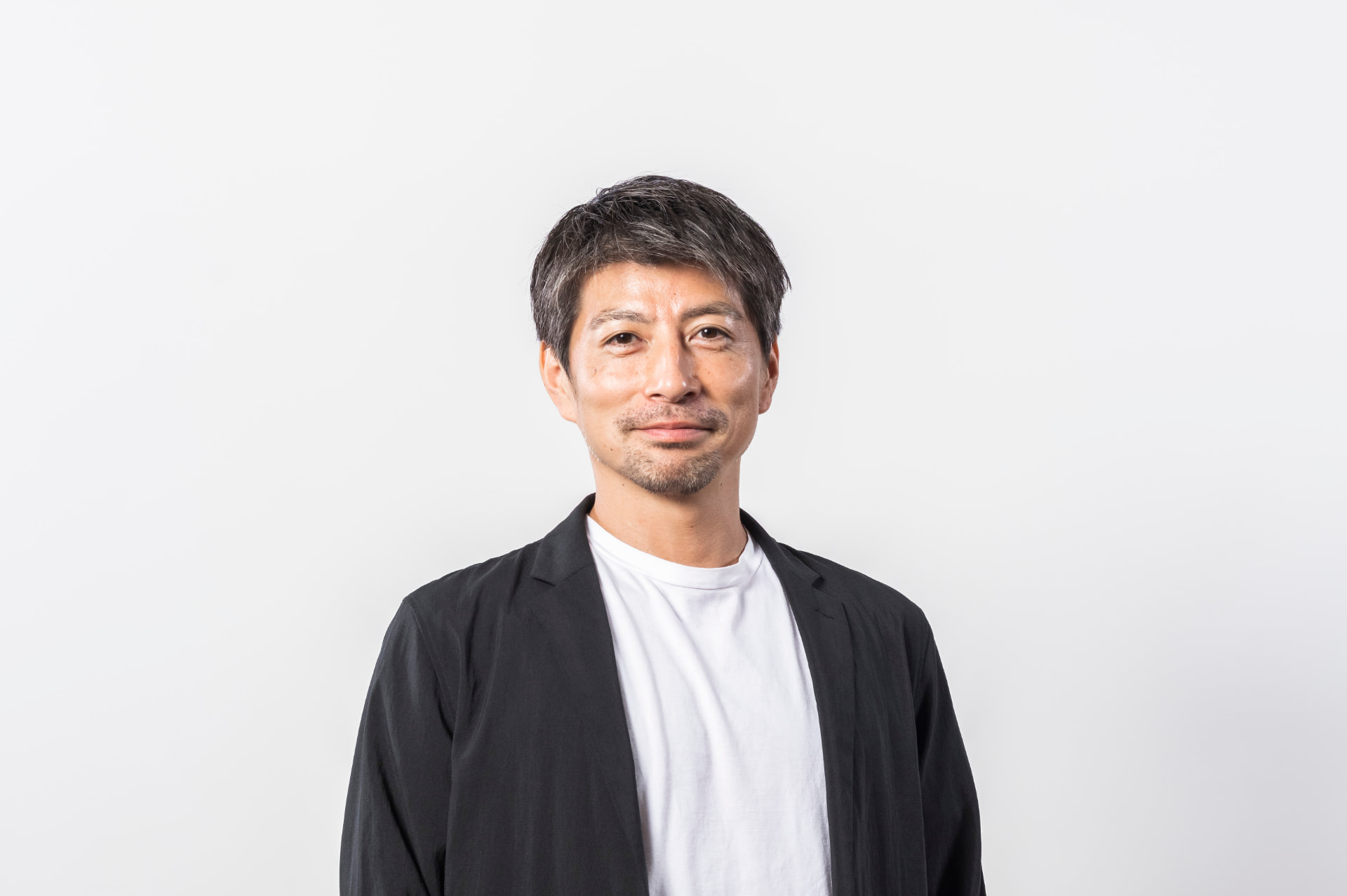 株式会社100 代表取締役 田村 慶